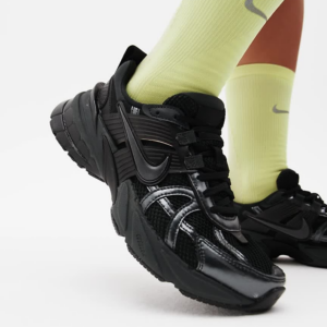 Giay Nike V2K Run 'Metallic Silver Black' FD0736-001