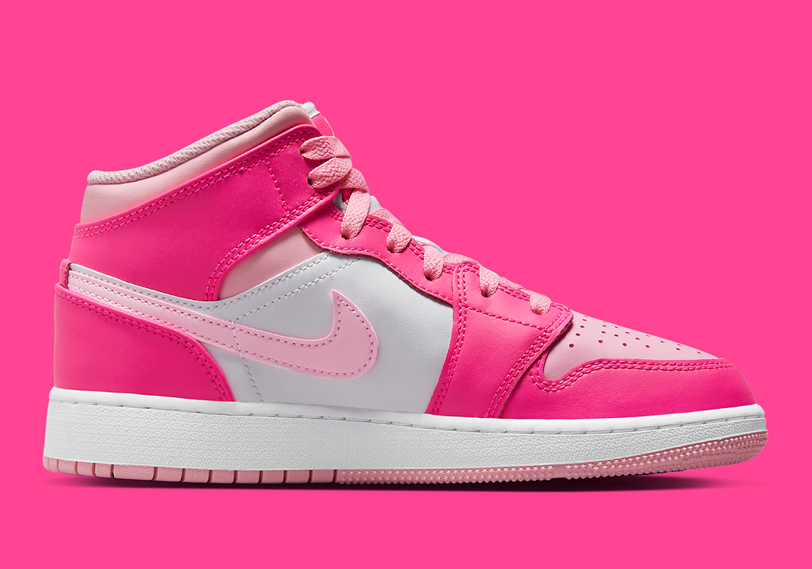 Giay Nike Air Jordan 1 Mid GS 'Fierce Pink' FD8780-116