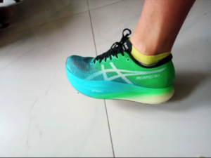 Giay Asics Metaspeed Sky 'New Leaf' 1013A115-001
