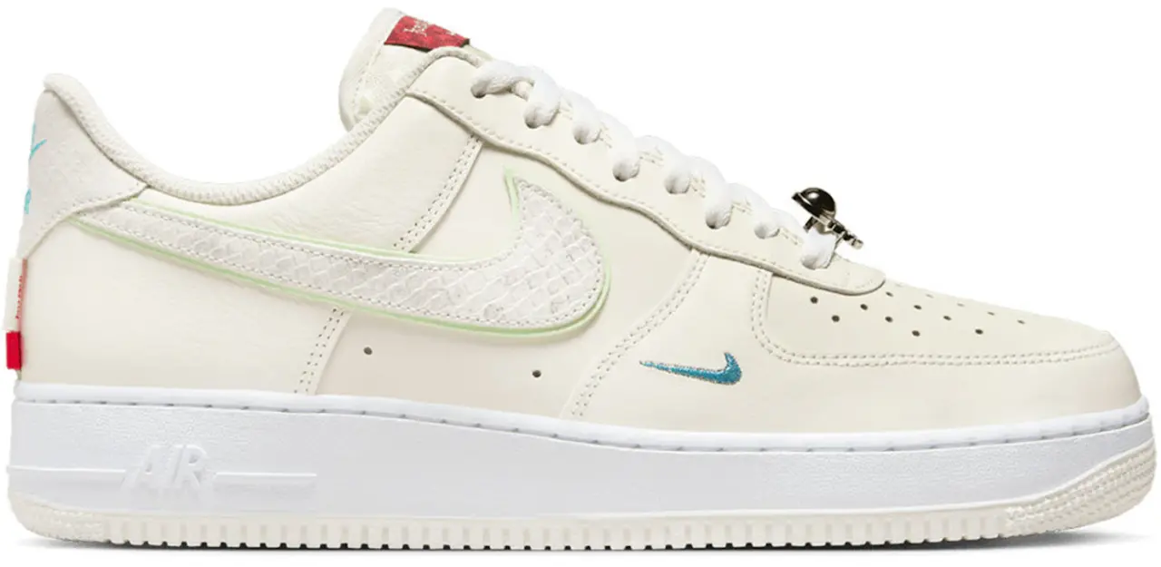 Giay Nike Air Force 1 Low CNY 'Year of the Dragon' FZ5052-131
