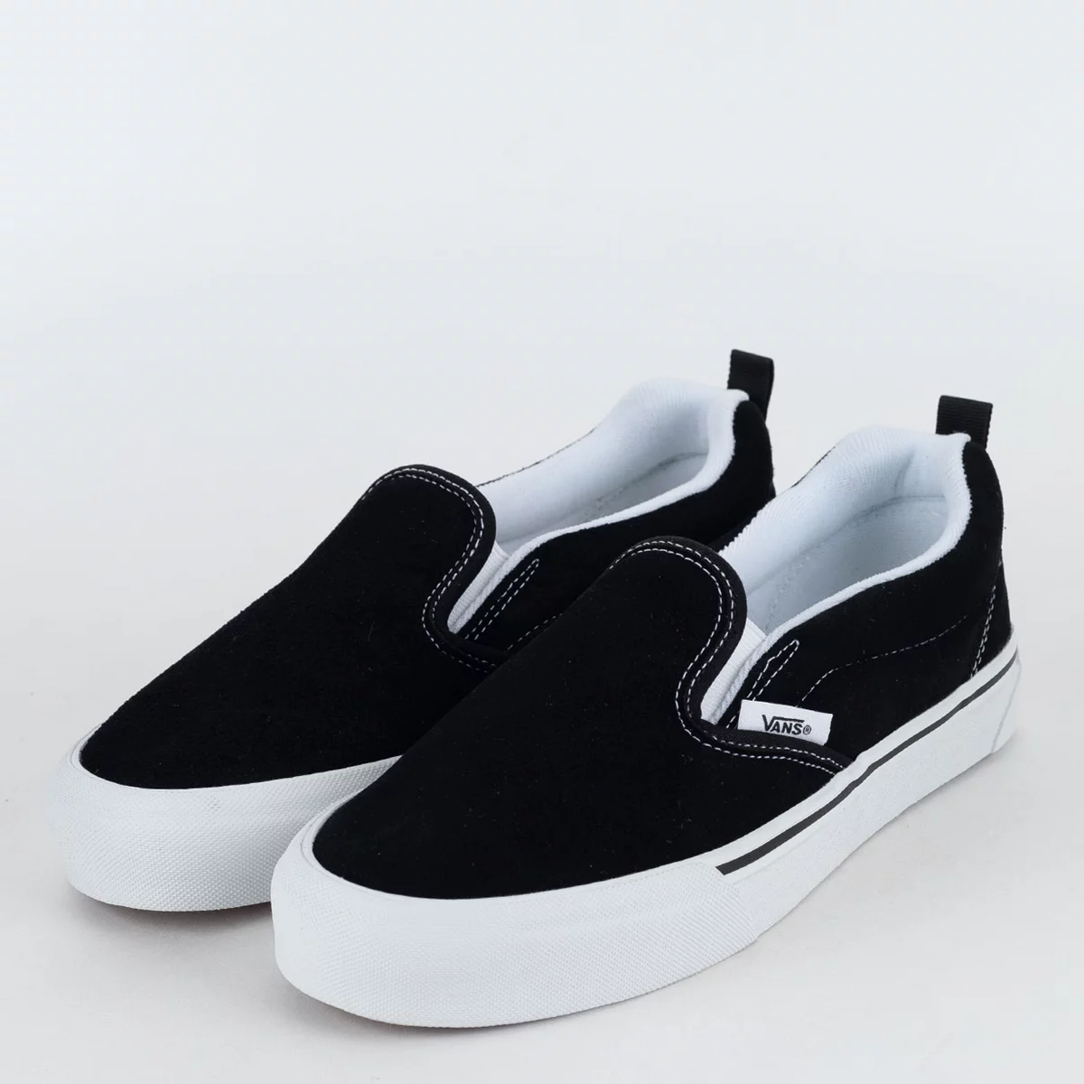 Giay Vans Knu Slip 'Black True White' VN0009QD6BT