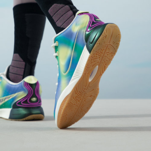 Giay Nike LeBron 21 GS 'New Age Of Sport' FN4305-900