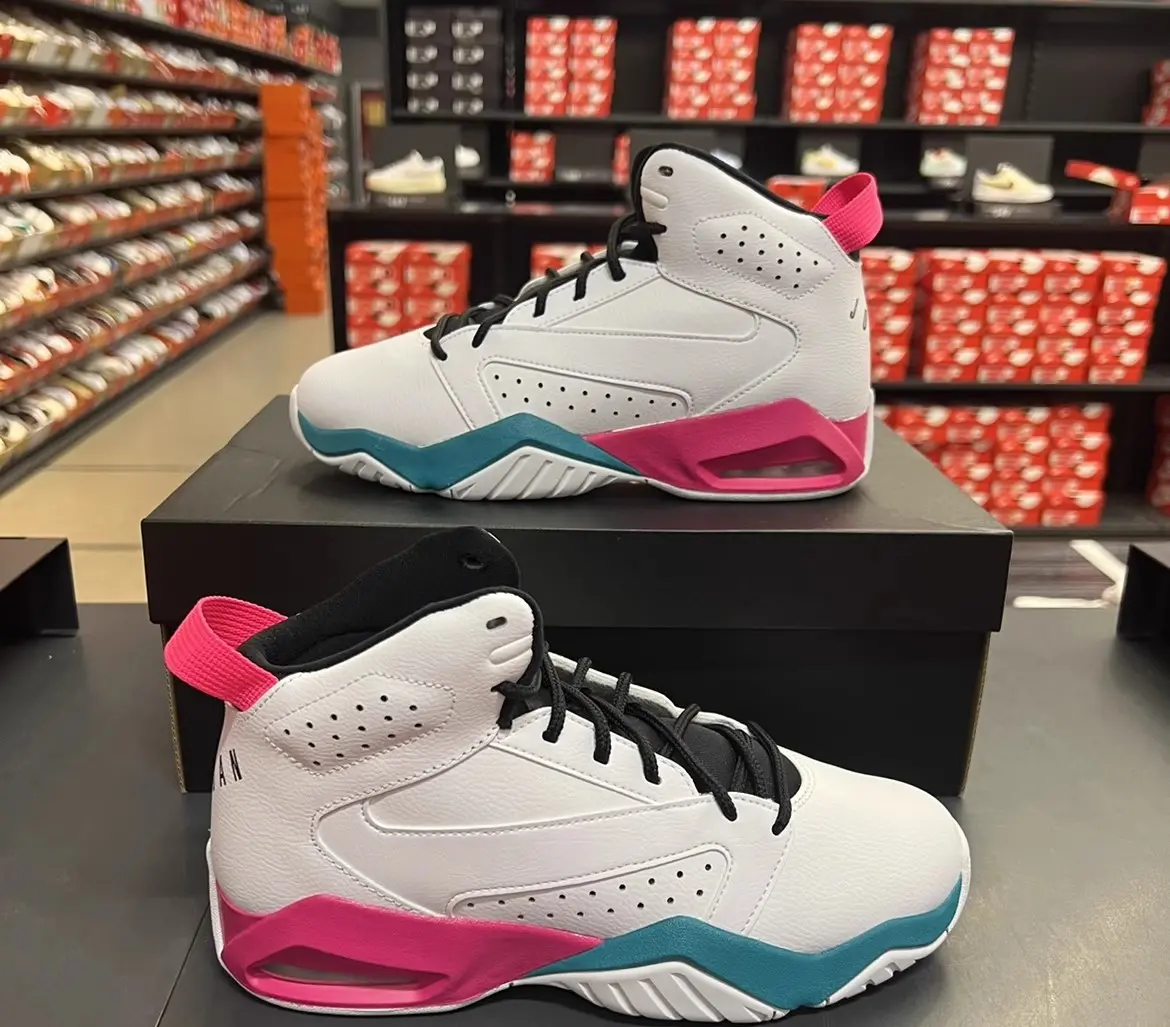 Giay Nike Air Jordan Lift Off GS 'Turbo Green' AR6346-105