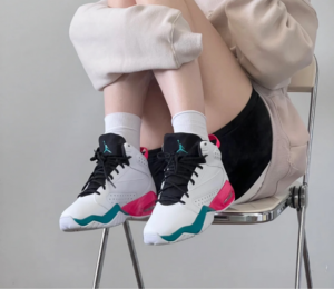 Giay Nike Air Jordan Lift Off GS 'Turbo Green' AR6346-105