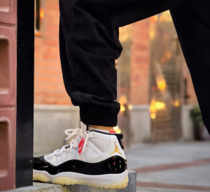 Giay Nike Air Jordan 11 Retro 'DMP Gratitude' CT8012-170