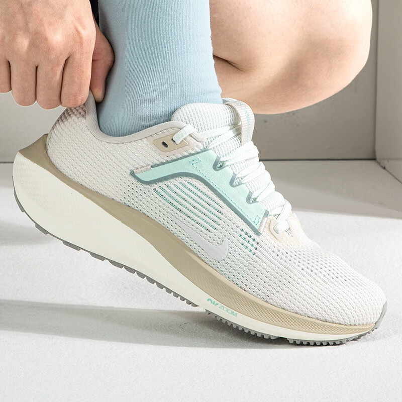 Giay Nike Air Zoom Pegasus 40 Premium 'Phantom Jade Ice' FN7629-030