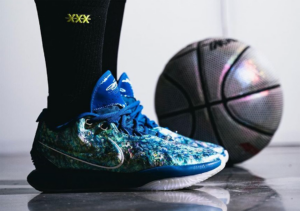 Giay Nike LeBron 21 'Abalone' FN0709-400