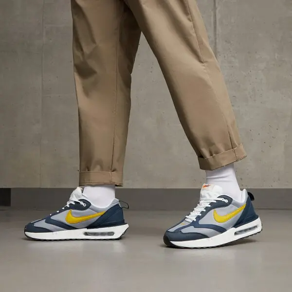 Giay Nike Air Max Dawn 'Particle Grey' DJ3624-003