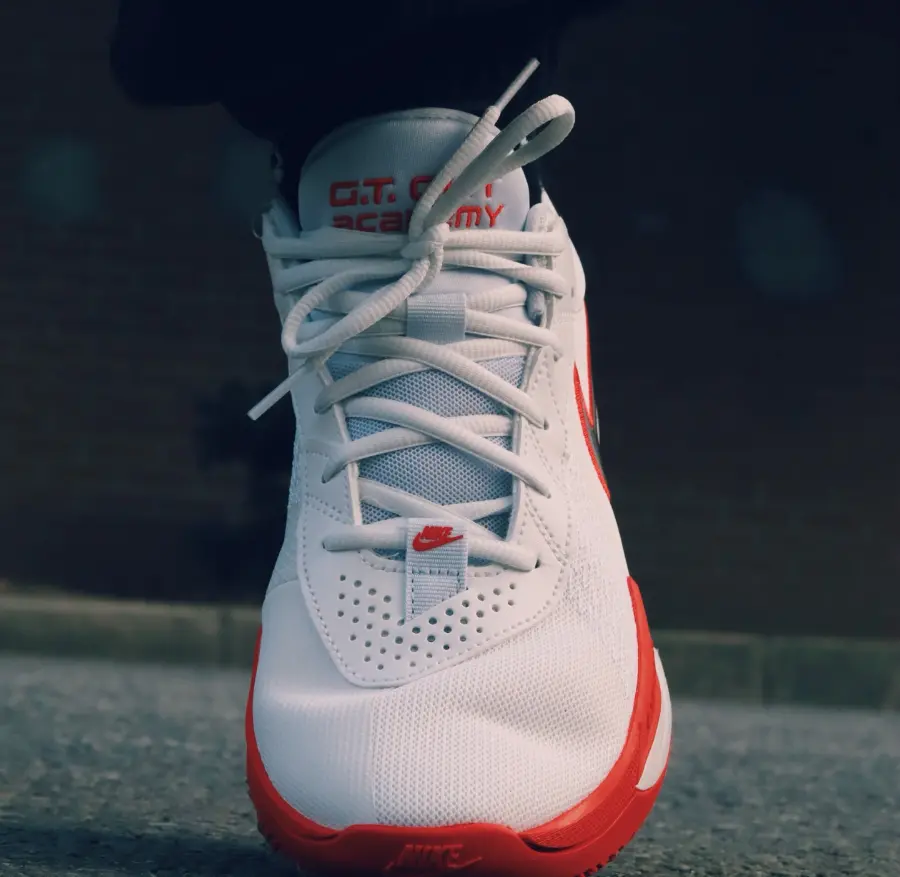 Giay Nike Air Zoom GT Cut Academy 'White Red' FB2599-101