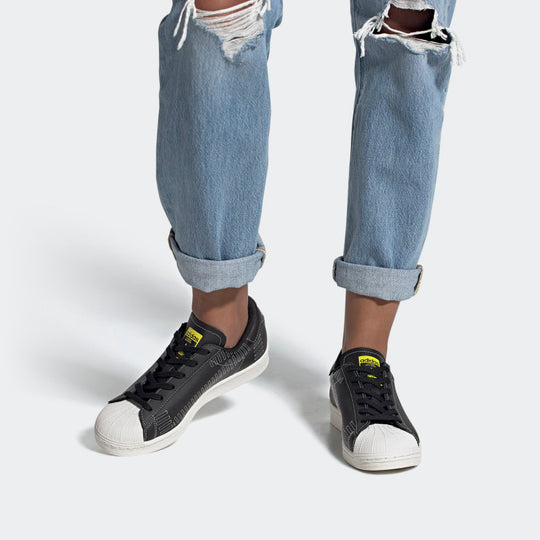 Giay Adidas Superstar Pure 'Shibuya' FV2833