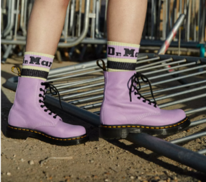 Giay Dr.Martens 1460 Pascal Black Eyelet 'Lilac' 30689308