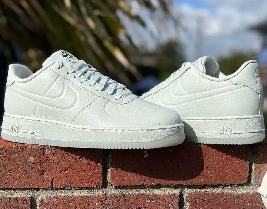 Alternative view of Giày Nike Air Force 1 Low Waterproof 'Grey' FB8875-002