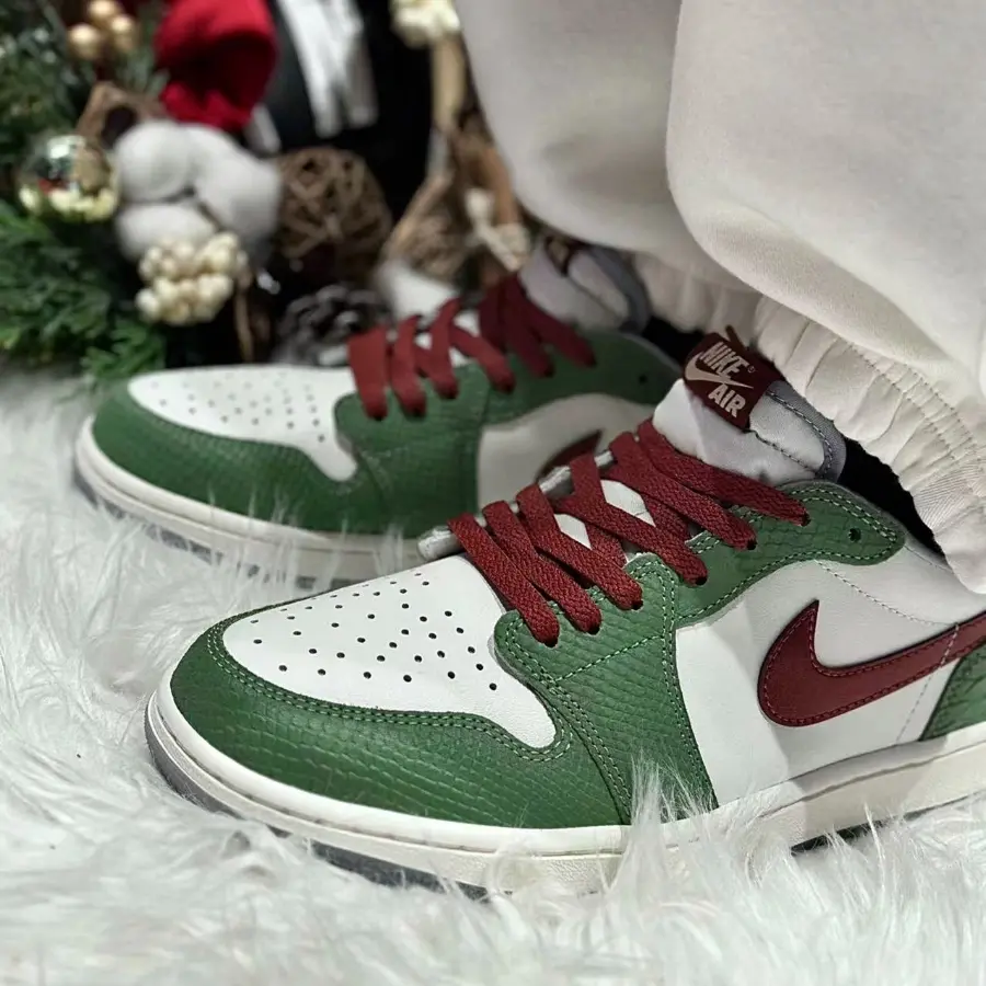 Giay Nike Air Jordan 1 Low OG 'Year of the Dragon' FN3727-100
