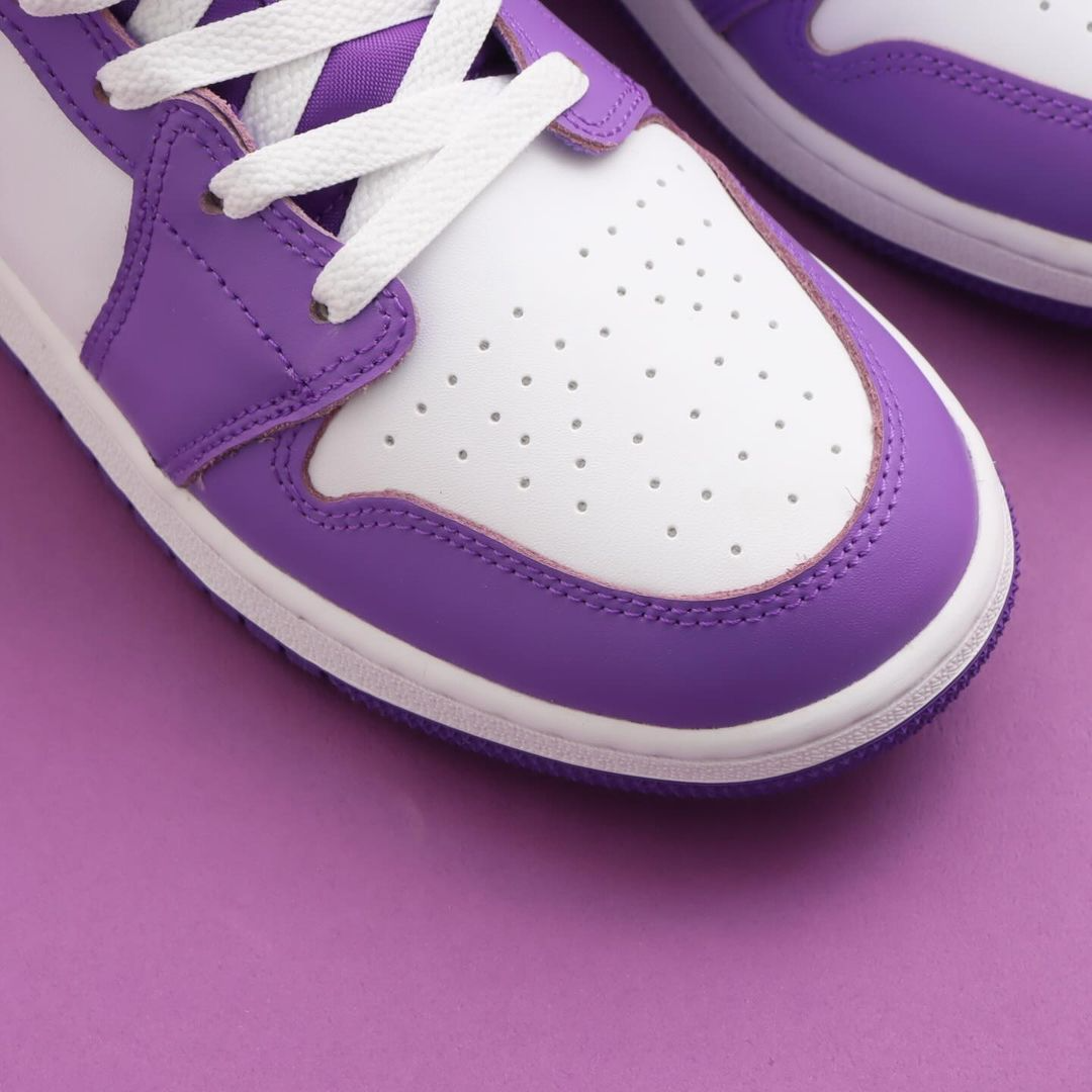 Giay Nike Air Jordan 1 Mid GS 'Purple Venom' DQ8423-511