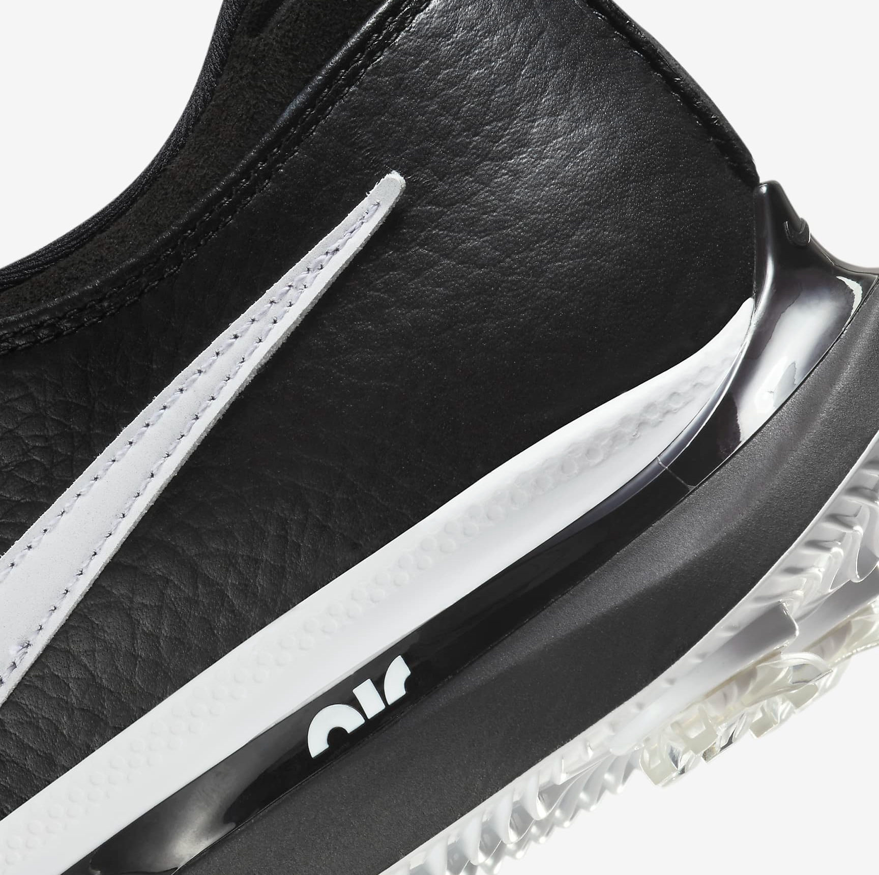 Giay Nike Air Zoom Victory Tour 3 'Black White' DX9025-003