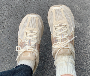 Giay Nike Air Zoom Vomero 5 ‘Sail Light Orewood Brown’ FQ6868-111