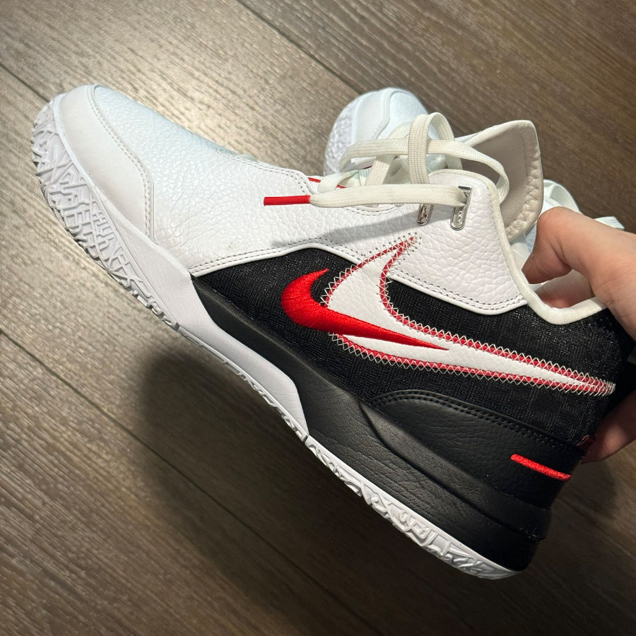 Giay Nike LeBron NXXT Gen AMPD 'Metallic' FJ1567-100