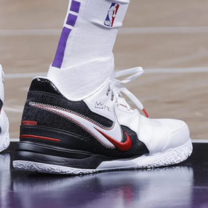 Giay Nike LeBron NXXT Gen AMPD 'Metallic' FJ1567-100