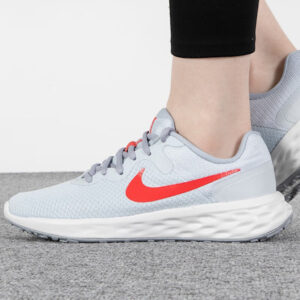 Giay Nike Revolution 6 'Platinum Gold' DC3729-010