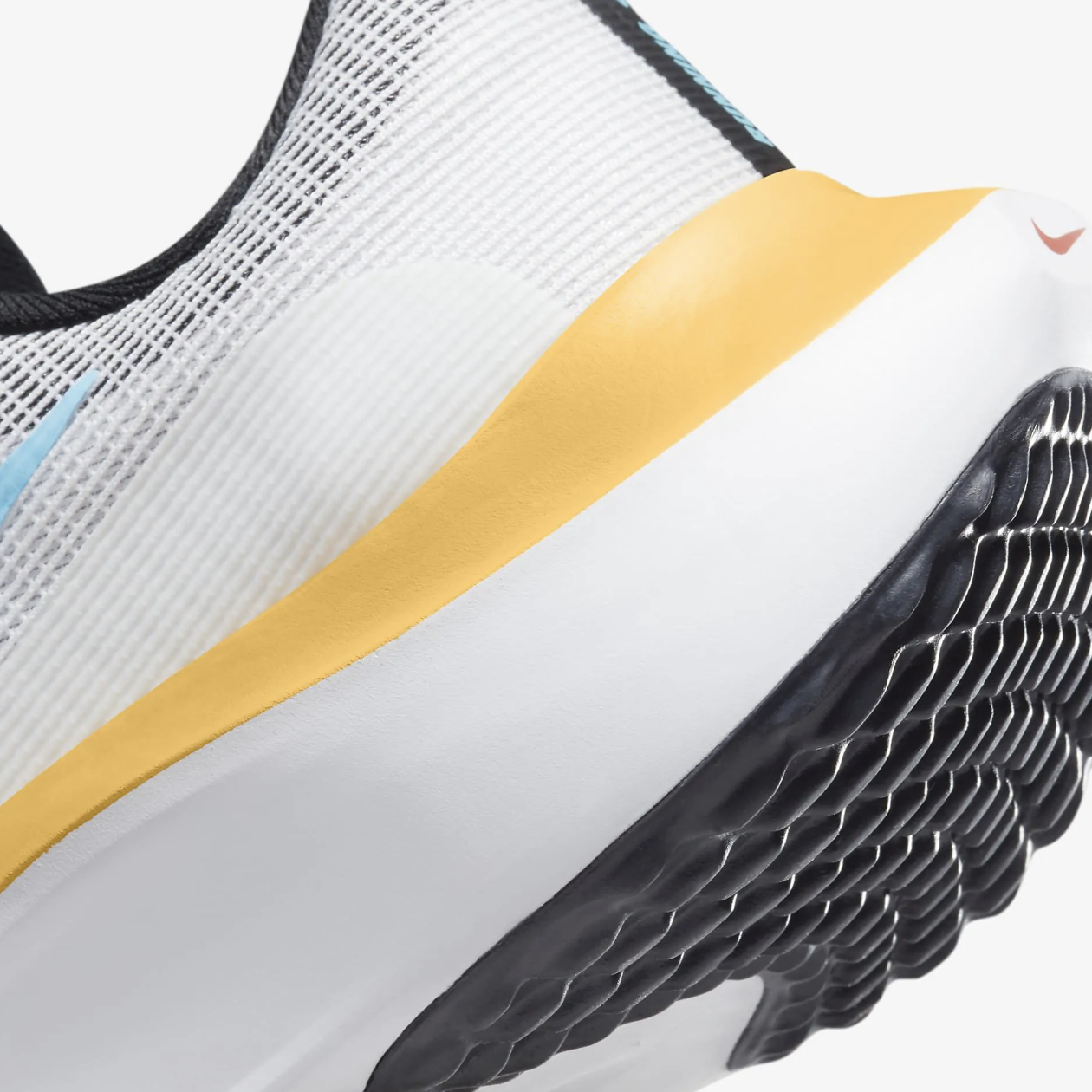 Giay Nike Zoom Fly 5 'Black' DM8974-002