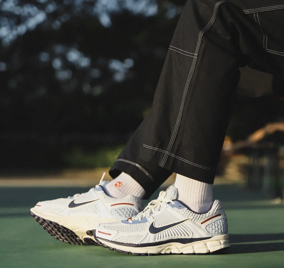 Giay Nike Zoom Vomero 5 'Blue Tint' FV8111-451