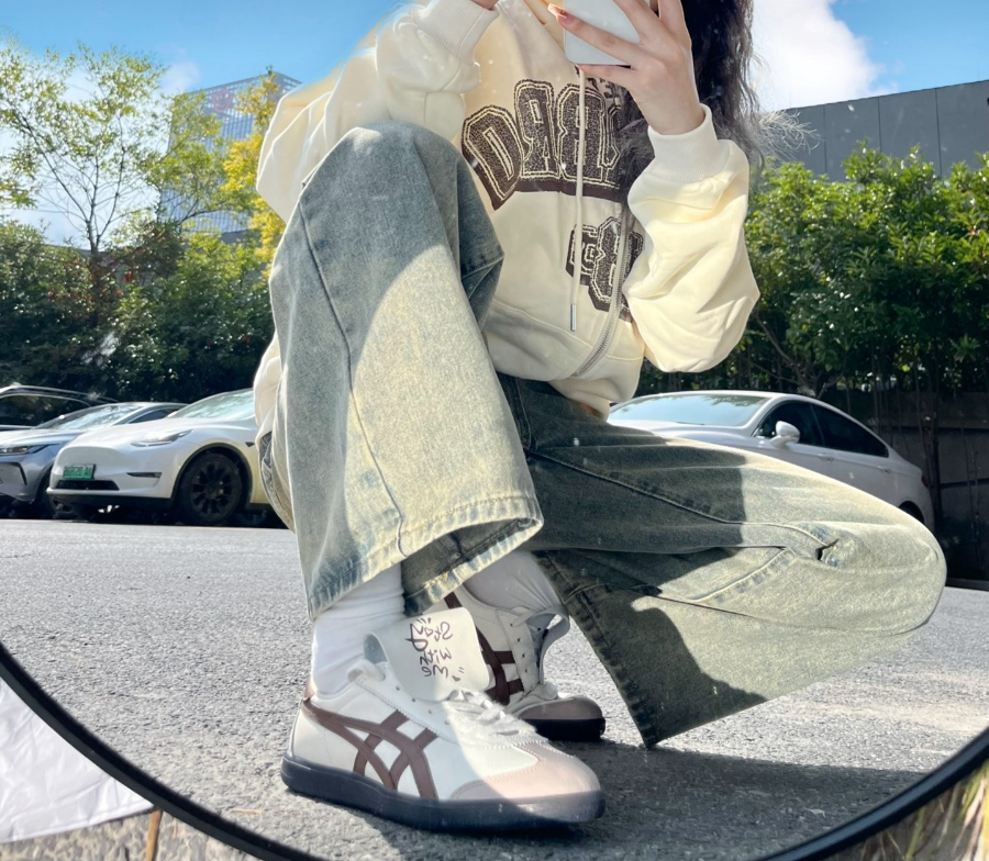 Giay Onitsuka Tiger Tokuten ‘Brown’ 1183B938-100-4