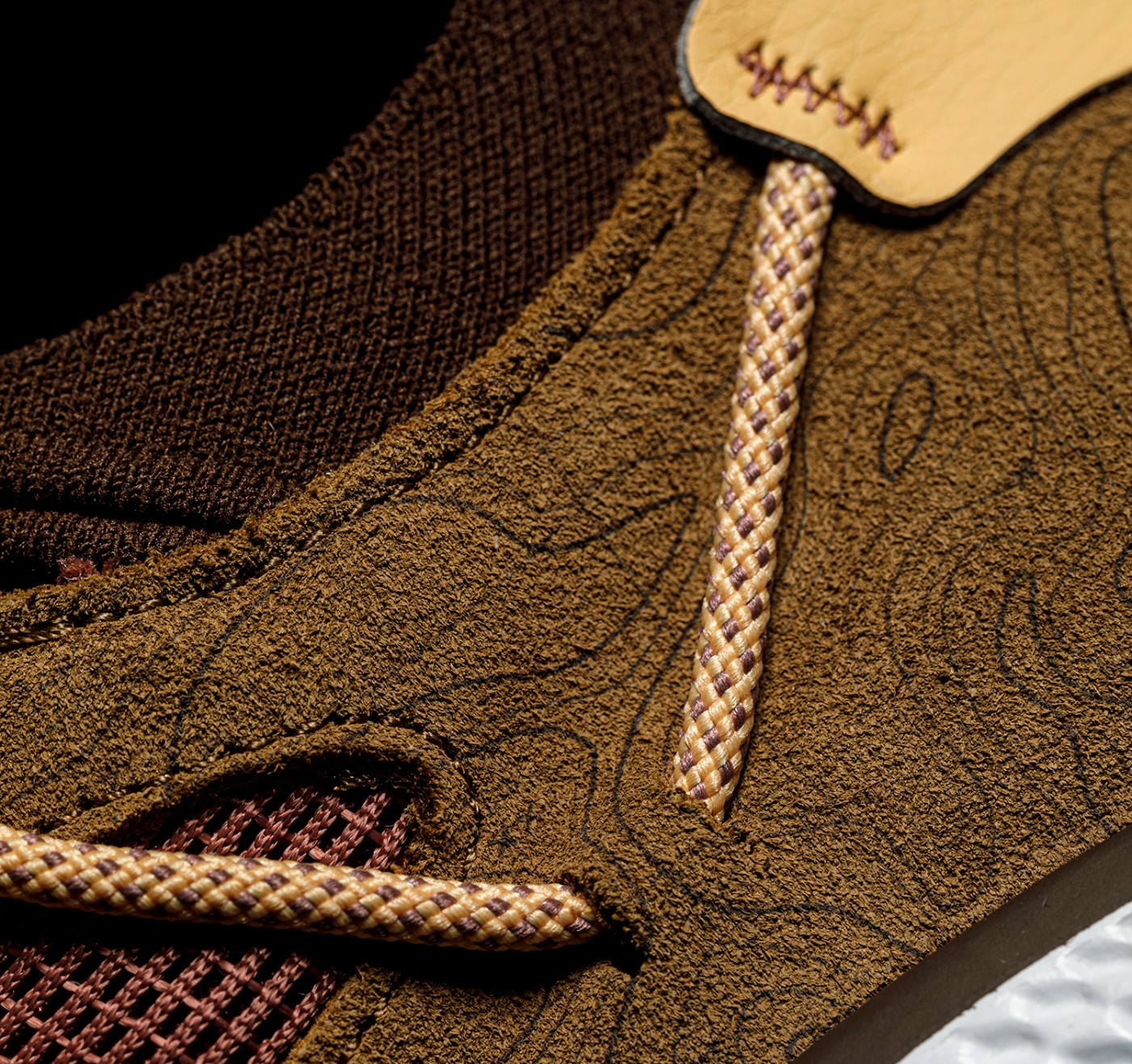 Giay Under Armour Curry Flow Cozy 'Mesa Yellow Coyote' 3023815-700