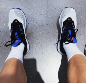 Giay Under Armour Curry Hovr Splash 2 'White Black' 3025636-100