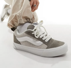 Giay Vans Knu Skool 'Hairy Suede' VN0009QCCNP