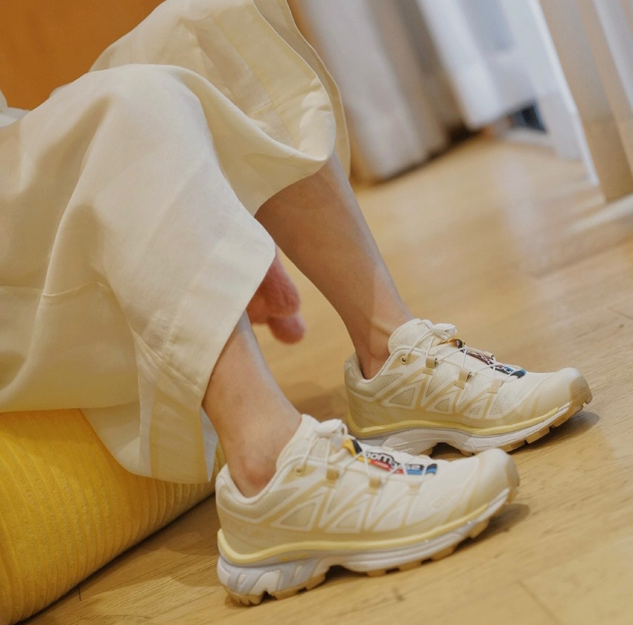 Giay Salomon XT-6 'Vanilla Ice Yellow Iris' L41751800