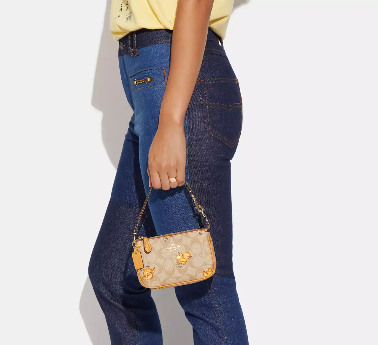 Tui Coach Nolita 15 In Signature Canvas 'Tossed Chick' CC419-IMOT4