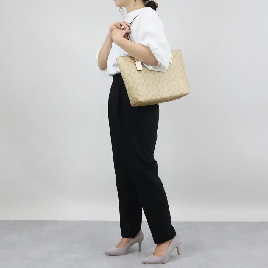 Tui Coach Zip Top Tote In Signature Canvas 'Beige' F4455-IMDQC