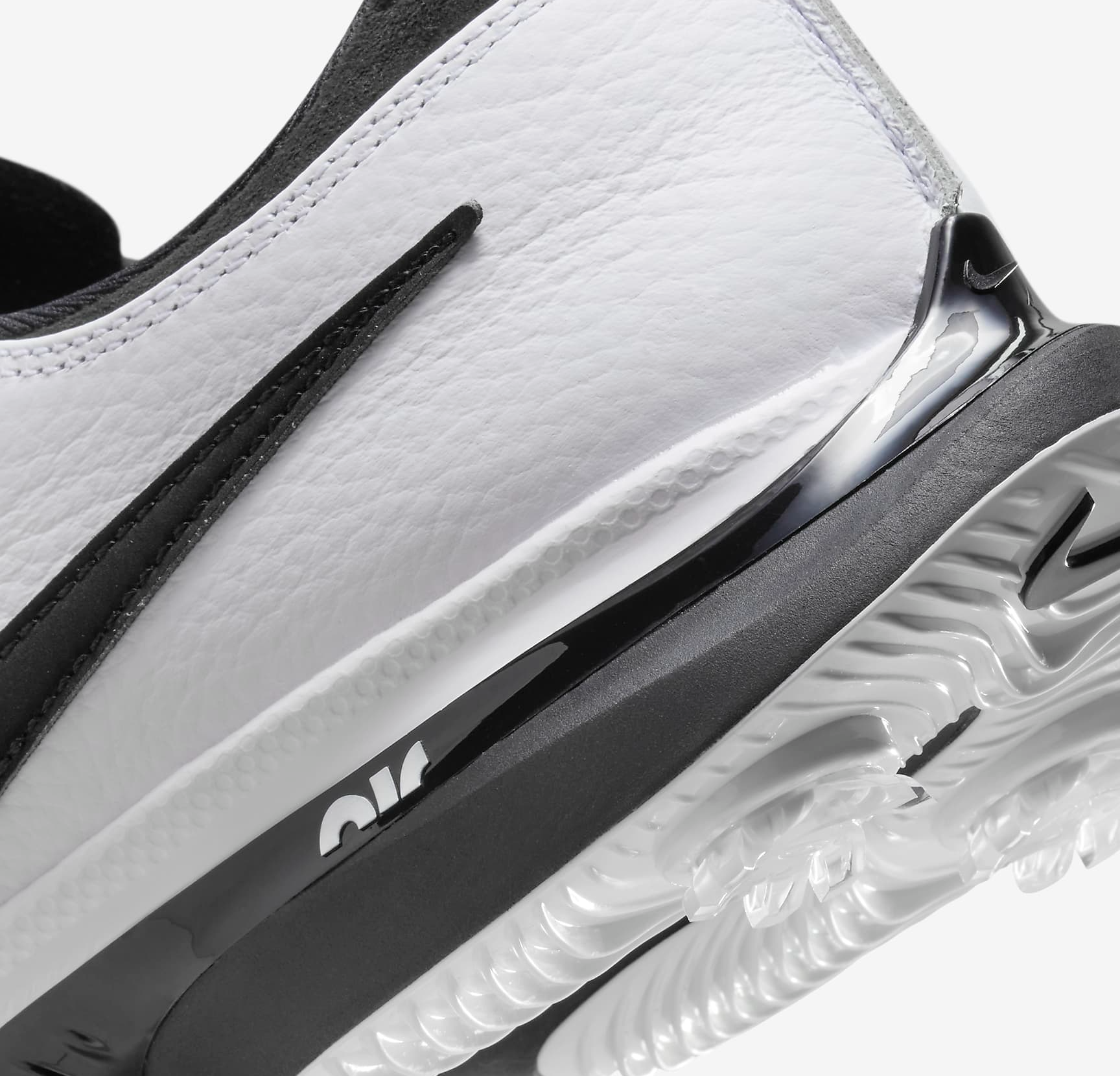 Giay Nike Air Zoom Victory Tour 3 'Black White' DX9025-103