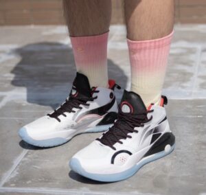 Giay Lining Yushuai 15 'White Black Red' ABAR043-10