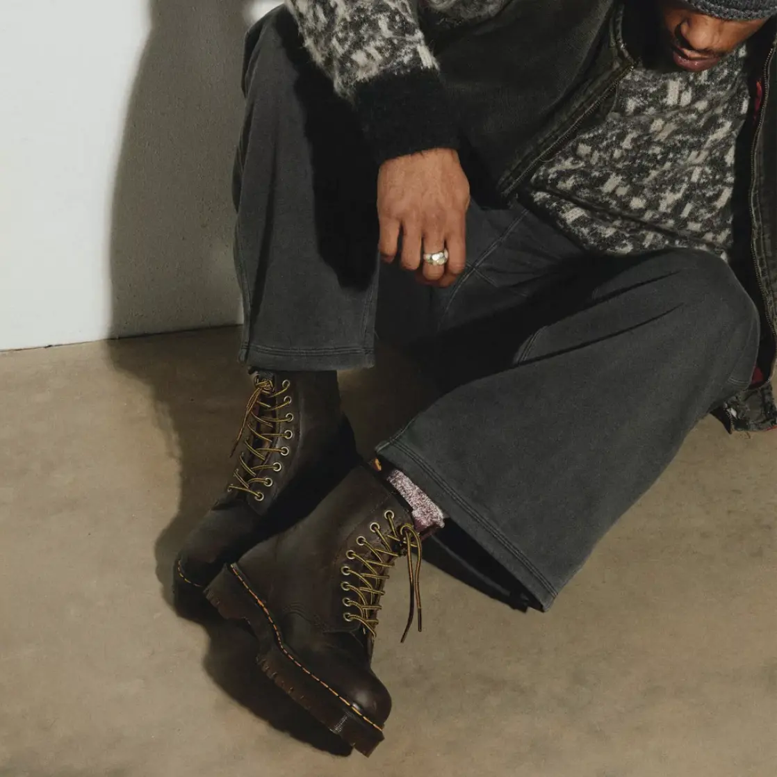 Giay Dr.Martens 1460 Bex Crazy Horse 'Dark Brown' 27894201