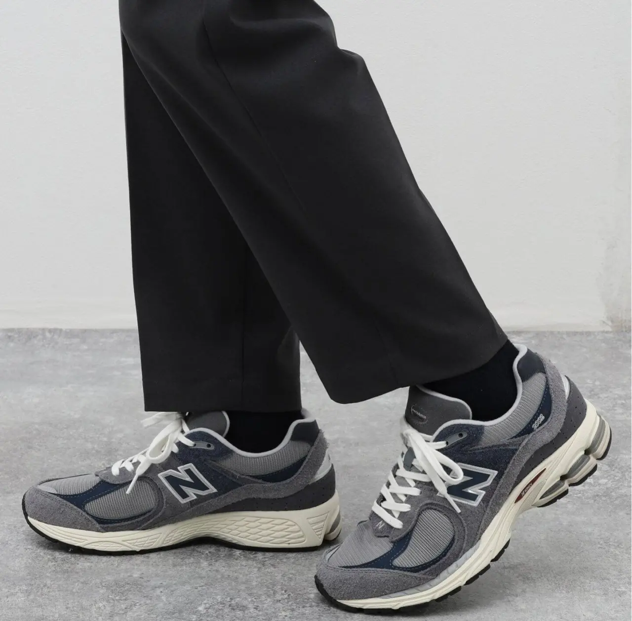Giay New Balance 2002R 'Grey' M2002REL