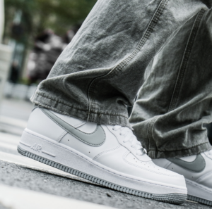 Giay Nike Air Force 1 Low '07 'Smoke Grey' FJ4146-100