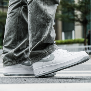 Giay Nike Air Force 1 Low '07 'Smoke Grey' FJ4146-100