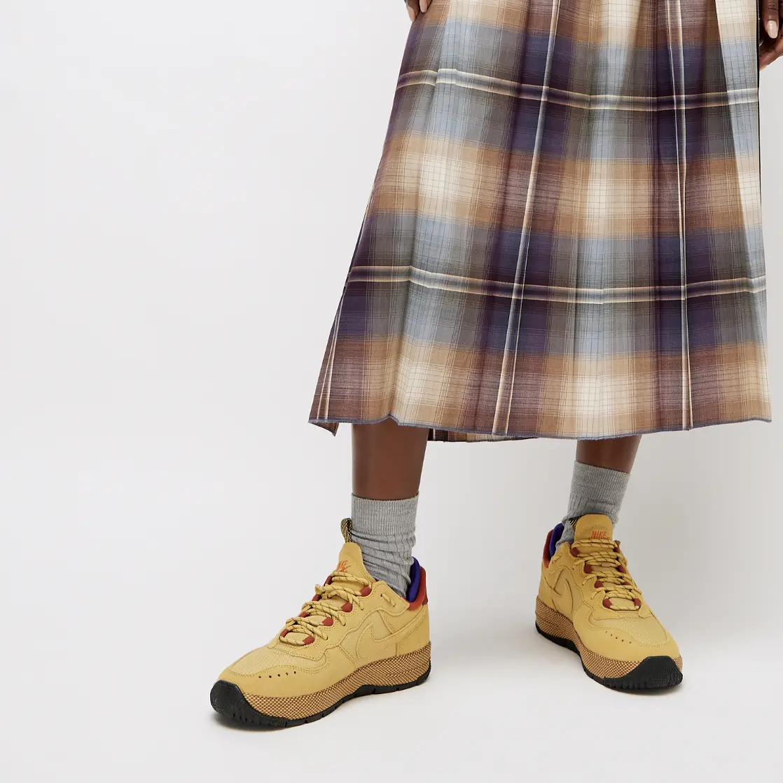 Giay Nike Air Force 1 Wild 'Wheat' FB2348-700