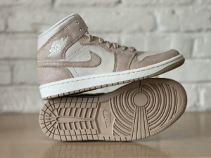 Giay Nike Air Jordan 1 Mid 'Legend Brown Tan' FJ3448-200