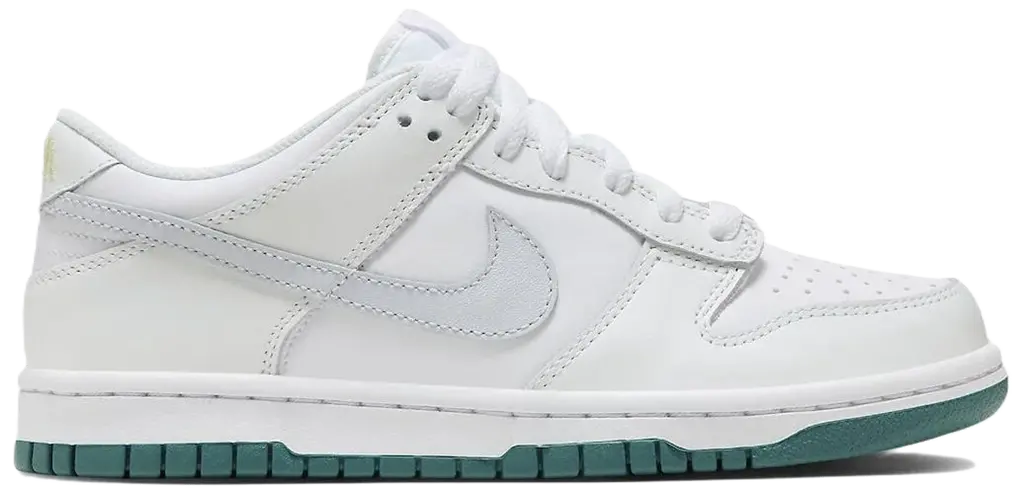 Giay Nike Dunk Low ‘Features Green’ FD9911-101