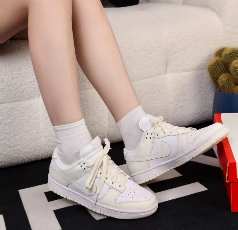 Giay Nike Dunk Low 'White' DD1503-121