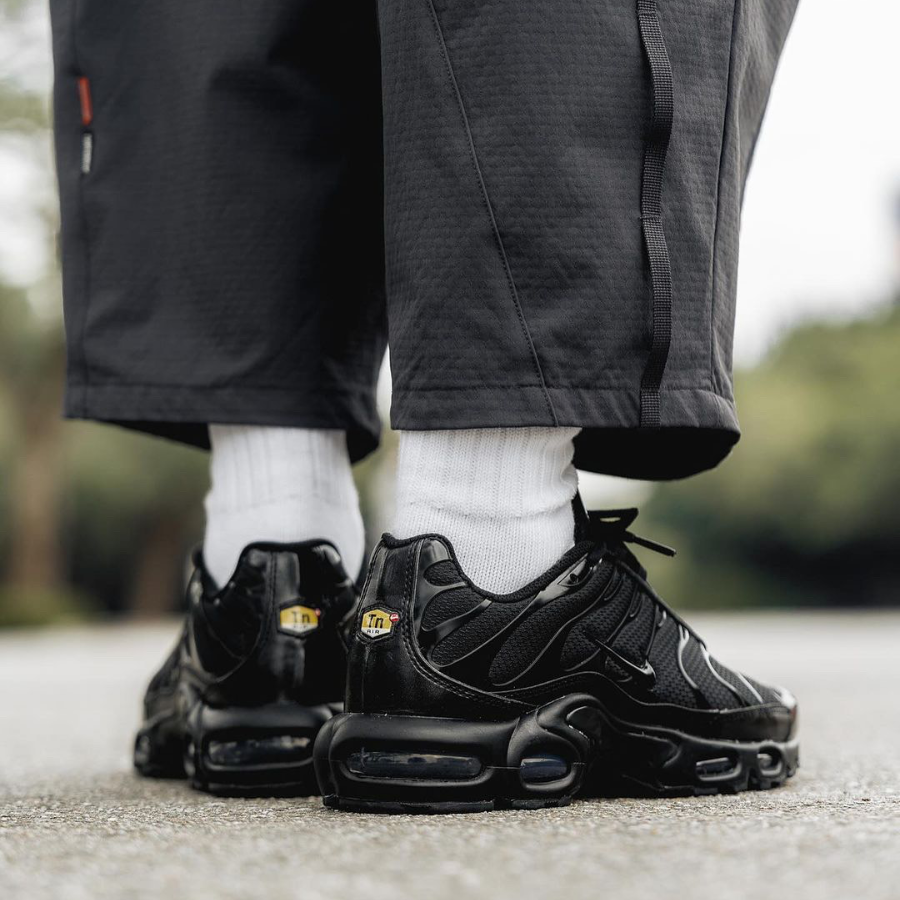 Giày Nike Air Max Plus 'Triple Black' 604133-050 - Ảnh 4