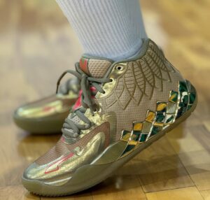 Giay Puma MB.01 'Golden Child' 379223-01