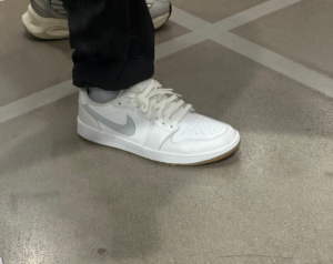 Giay Nike Air Jordan 1 Low Golf 'White Gum' DD9315-111