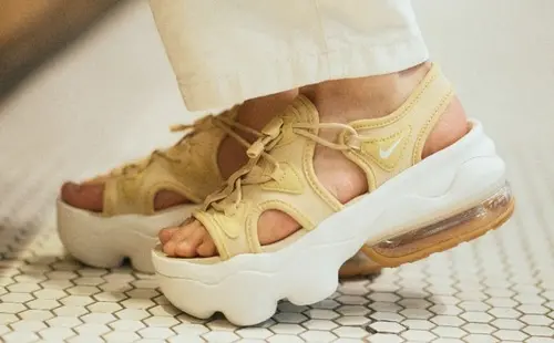 Dep Nike Wmns Air Max Koko Sandal 'Sesame Gum' CI8798-200