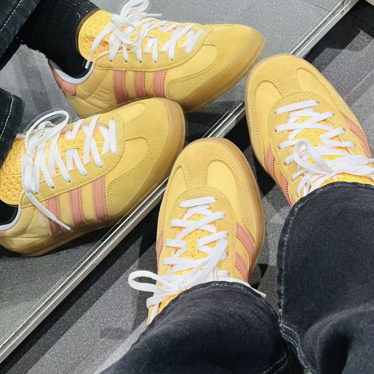 Giay Adidas Originals Gazelle Indoor 'Yellow Pink' IE2959