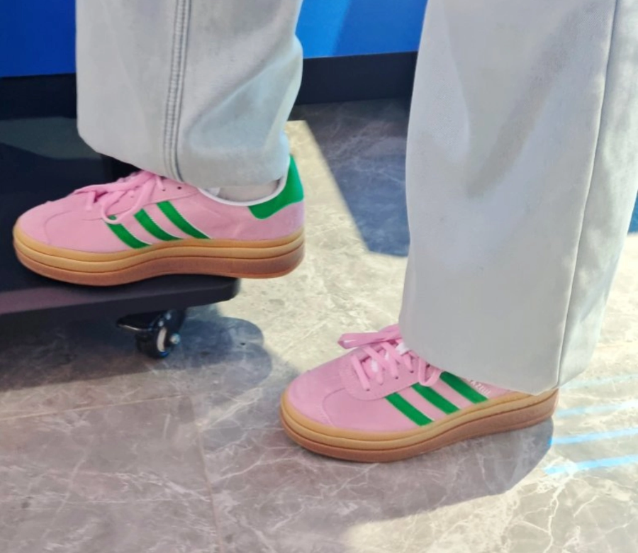 Giay Adidas Wmns Gazelle Bold 'True Pink Green' IE0420