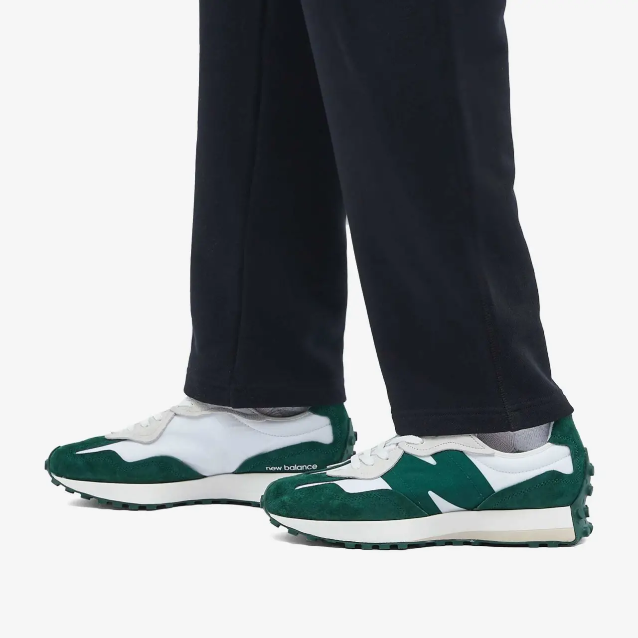 Giay New Balance 327 'Nightwatch Green' U327WEL
