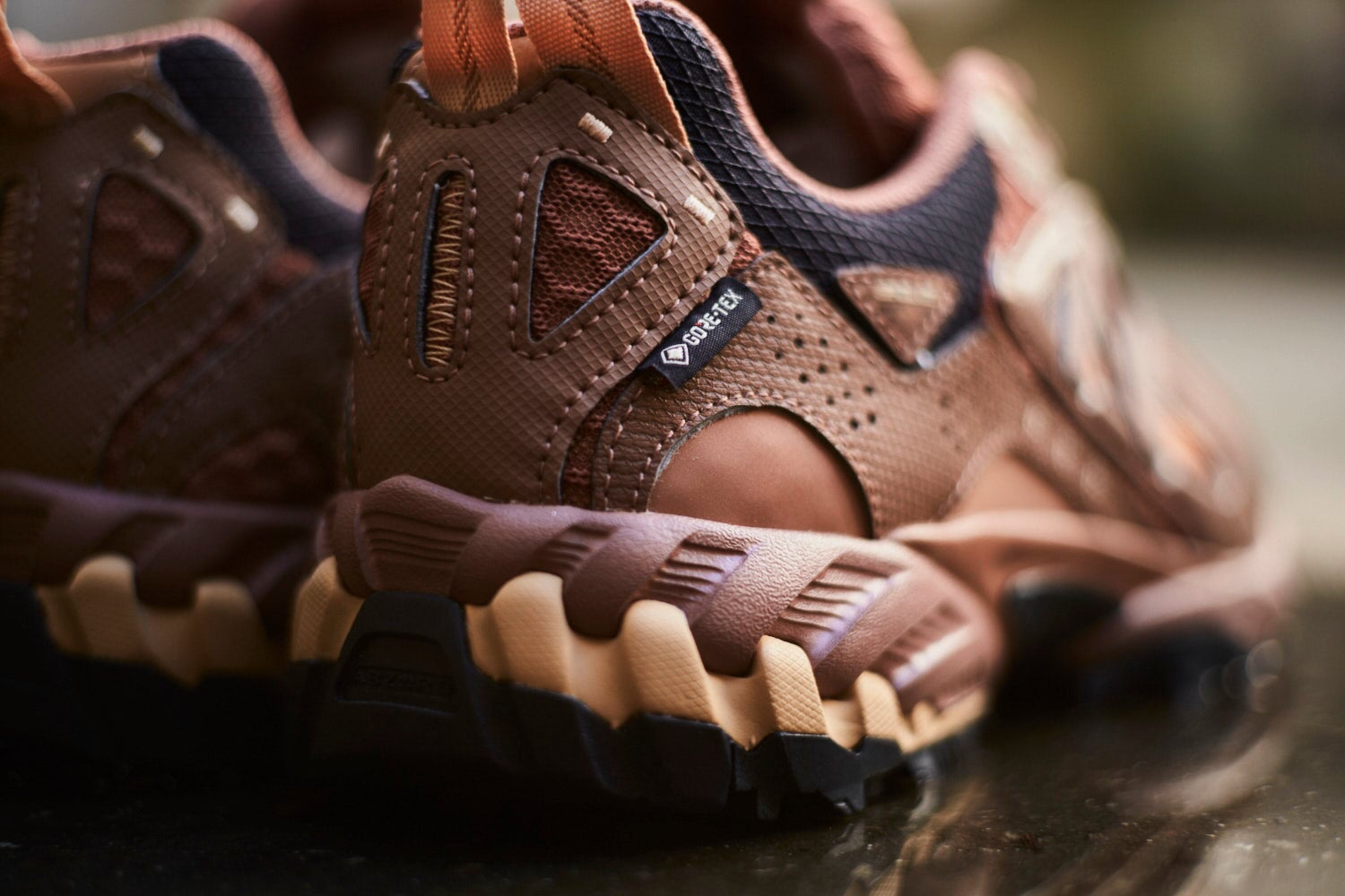 Giay New Balance 610v1 Gore-Tex 'Brown' ML610XH